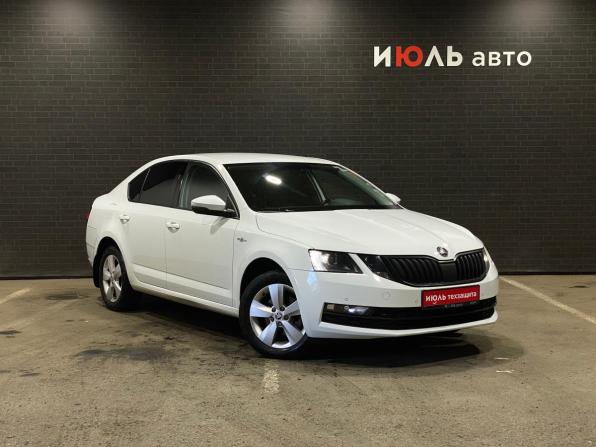 Skoda Octavia III (A7) Рестайлинг с пробегом 2019 года, цена 1 525 000 рублей, 208166 км, лифтбек, Автокод Объявления