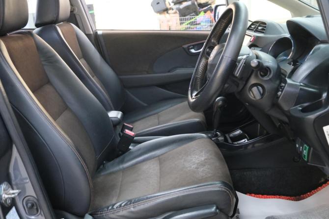 Honda Fit Shuttle I Рестайлинг с пробегом 2014 года, цена 1 079 000 рублей, 230000 км, универсал, Автокод Объявления