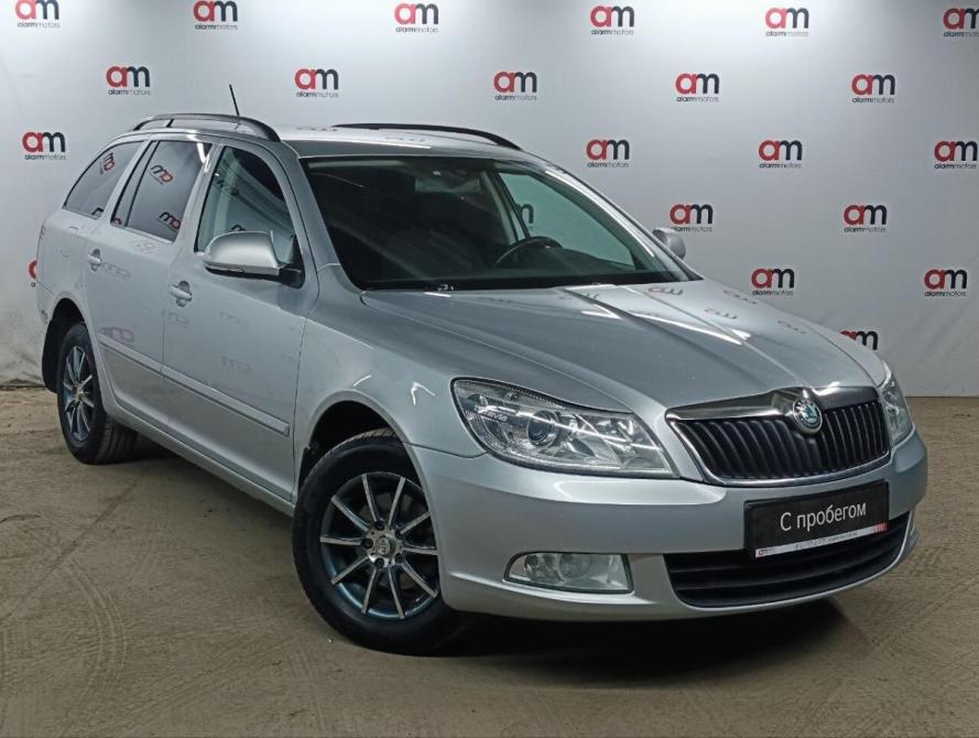 Skoda Octavia II (A5) Рестайлинг Санкт-Петербург  - изображение 1