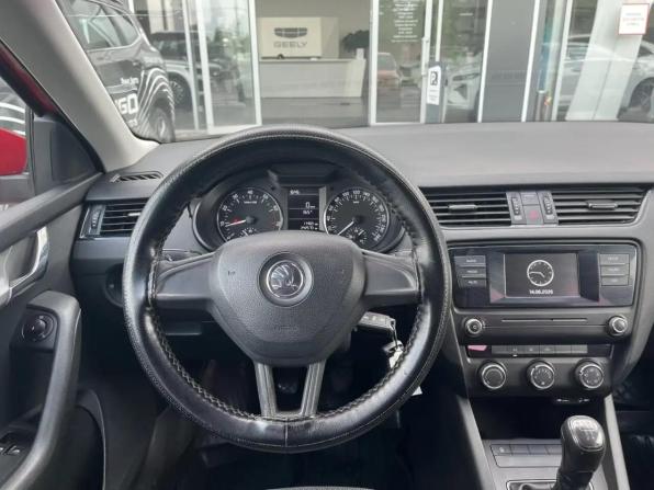 Skoda Octavia III (A7) с пробегом 2015 года, цена 920 000 рублей, 242000 км, лифтбек, Автокод Объявления