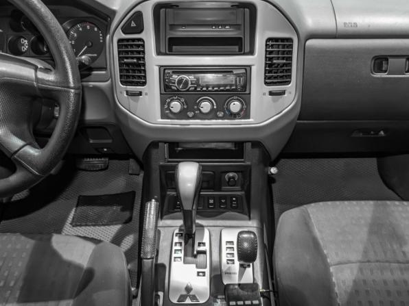 Mitsubishi Pajero III Рестайлинг с пробегом 2004 года, цена 798 560 рублей, 429022 км, внедорожник, Автокод Объявления