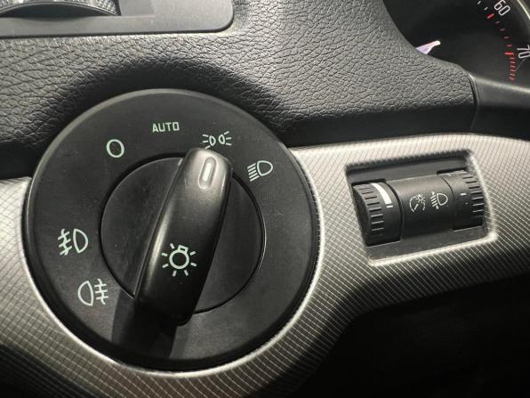 Skoda Octavia II (A5) Рестайлинг с пробегом 2012 года, цена 940 000 рублей, 192927 км, лифтбек, Автокод Объявления