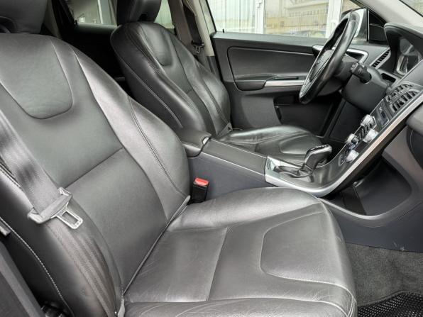 Volvo XC60 I Рестайлинг с пробегом 2016 года, цена 1 779 000 рублей, 128000 км, внедорожник, Автокод Объявления