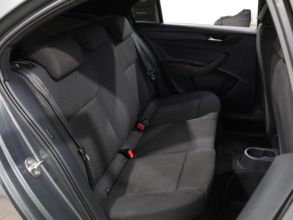 Volkswagen Polo V Рестайлинг с пробегом 2020 года, цена 1 449 500 рублей, 97262 км, седан, Автокод Объявления