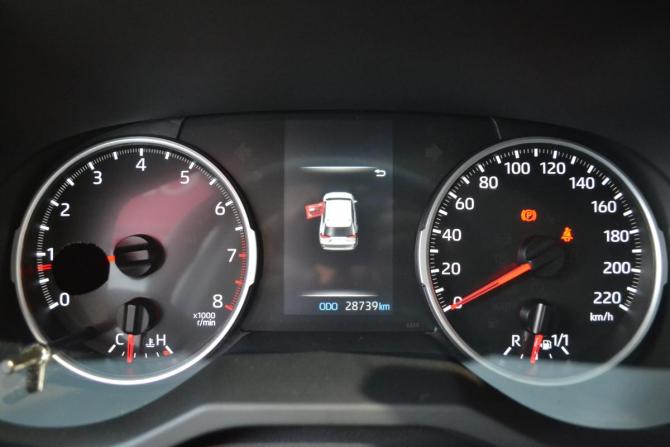 Toyota RAV4 V (XA50) с пробегом 2021 года, цена 3 190 000 рублей, 28739 км, внедорожник, Автокод Объявления