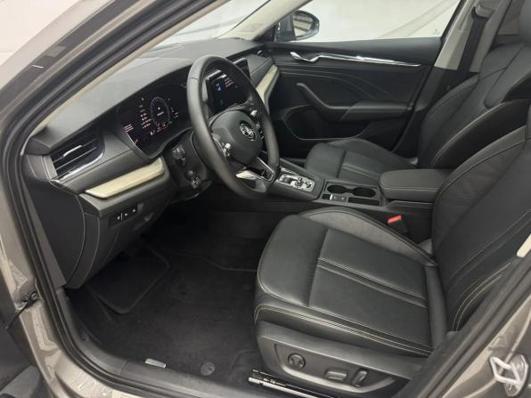 Skoda Octavia IV (A8) с пробегом 2025 года, цена 2 990 000 рублей, 26000 км, лифтбек, Автокод Объявления