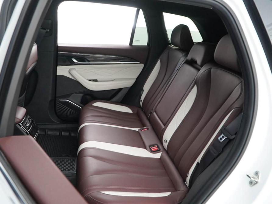 Geely Monjaro I Москва  - изображение 9