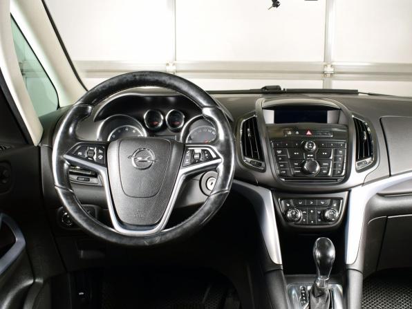 Opel Zafira C с пробегом 2013 года, цена 799 995 рублей, 232408 км, компактвэн, Автокод Объявления