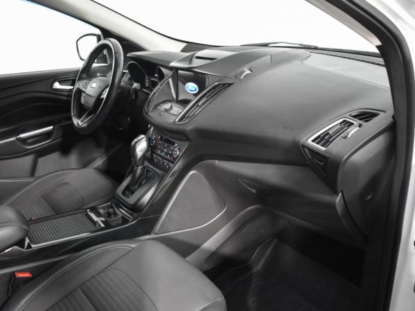 Ford Kuga II Рестайлинг с пробегом 2018 года, цена 1 825 000 рублей, 97595 км, внедорожник, Автокод Объявления