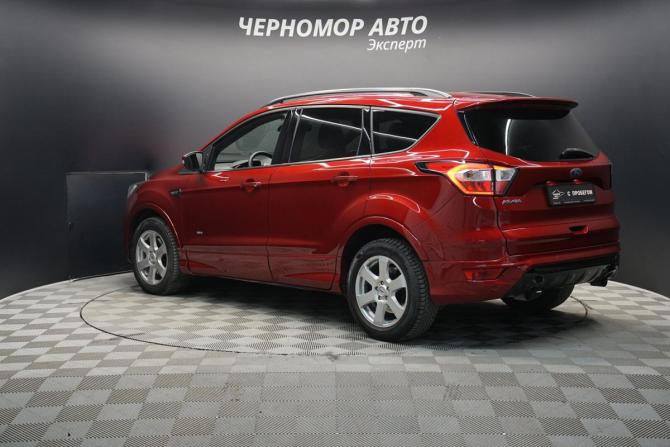 Ford Kuga II Рестайлинг с пробегом 2018 года, цена 2 080 000 рублей, 132500 км, внедорожник, Автокод Объявления