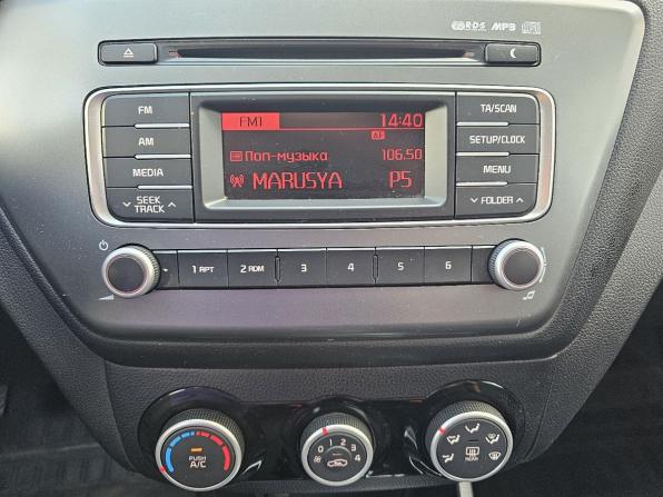 Kia Rio III Рестайлинг с пробегом 2015 года, цена 999 000 рублей, 165270 км, седан, Автокод Объявления