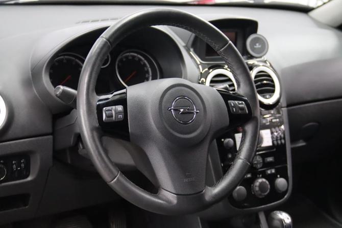 Opel Corsa D Рестайлинг II с пробегом 2013 года, цена 735 350 рублей, 92875 км, хэтчбек, Автокод Объявления