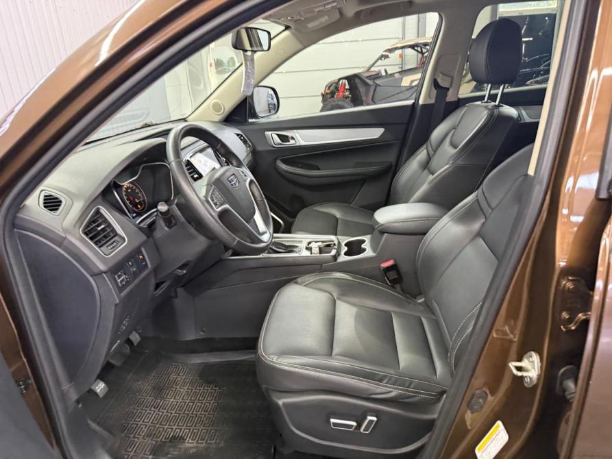 Geely Emgrand X7 I Рестайлинг 2 Краснодар  - изображение 12