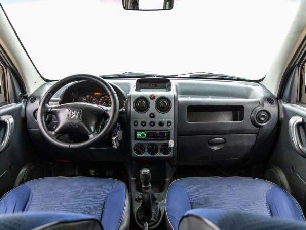 Peugeot Partner II с пробегом 2011 года, цена 428 000 рублей, 208143 км, компактвэн, Автокод Объявления