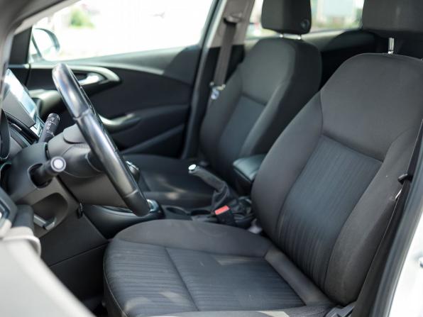 Opel Astra J Рестайлинг с пробегом 2014 года, цена 589 000 рублей, 226682 км, хэтчбек, Автокод Объявления
