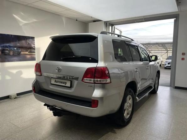 Toyota Land Cruiser 200 Series с пробегом 2009 года, цена 3 000 000 рублей, 216850 км, внедорожник, Автокод Объявления