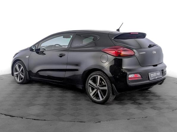 Kia Ceed II Рестайлинг с пробегом 2016 года, цена 1 070 000 рублей, 161143 км, хэтчбек, Автокод Объявления