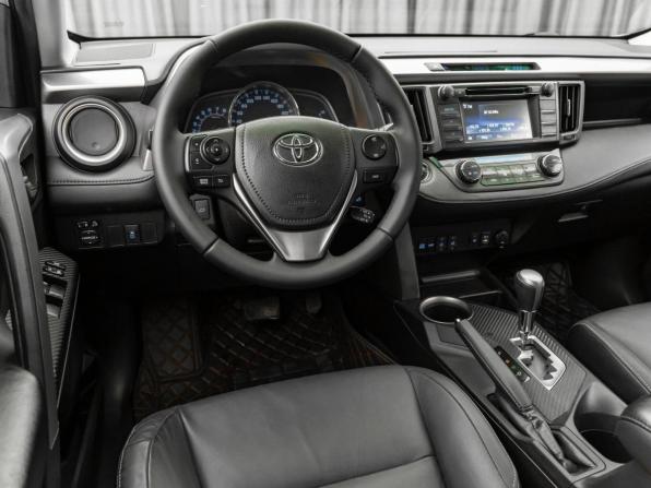 Toyota RAV4 IV (XA40) с пробегом 2015 года, цена 2 150 000 рублей, 114645 км, внедорожник, Автокод Объявления