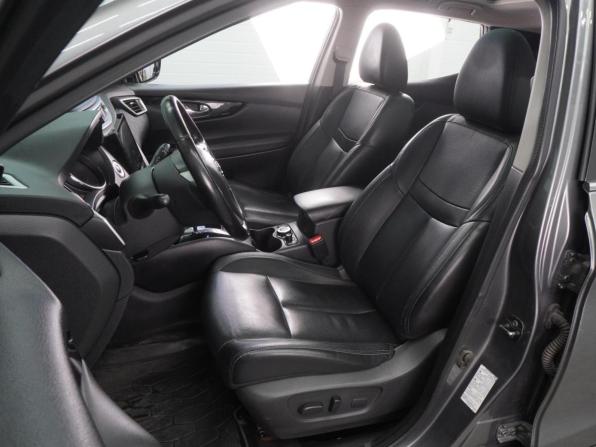 Nissan Qashqai II с пробегом 2017 года, цена 1 699 000 рублей, 195599 км, внедорожник, Автокод Объявления