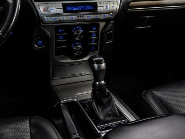 Toyota Land Cruiser Prado 150 Series Рестайлинг 3 с пробегом 2021 года, цена 6 499 000 рублей, 114012 км, внедорожник, Автокод Объявления