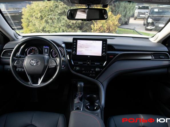 Toyota Camry VIII (XV70) Рестайлинг с пробегом 2021 года, цена 3 465 000 рублей, 25400 км, седан, Автокод Объявления