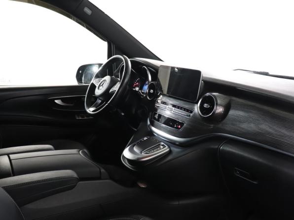 Mercedes-Benz V-Класс III (W447) Рестайлинг с пробегом 2020 года, цена 5 700 000 рублей, 99000 км, минивэн, Автокод Объявления