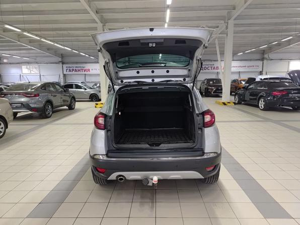 Renault Kaptur I с пробегом 2018 года, цена 1 450 000 рублей, 108391 км, внедорожник, Автокод Объявления