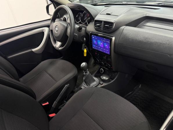 Nissan Terrano III (D10) с пробегом 2017 года, цена 1 450 000 рублей, 77601 км, внедорожник, Автокод Объявления