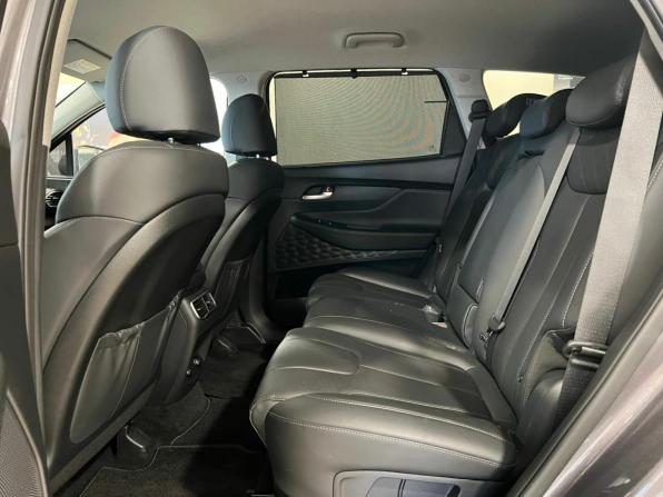 Hyundai Santa Fe IV Рестайлинг с пробегом 2021 года, цена 4 340 000 рублей, 46724 км, внедорожник, Автокод Объявления