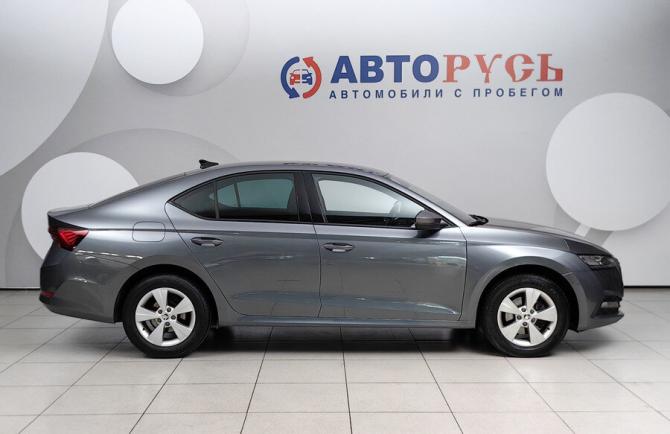 Skoda Octavia IV (A8) с пробегом 2020 года, цена 2 429 000 рублей, 56000 км, лифтбек, Автокод Объявления