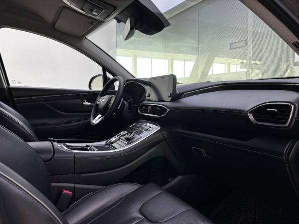 Hyundai Santa Fe IV Рестайлинг с пробегом 2021 года, цена 3 190 000 рублей, 100235 км, внедорожник, Автокод Объявления