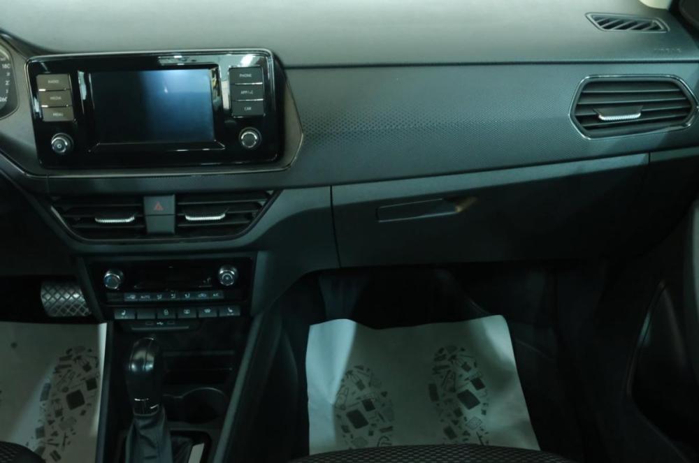 Volkswagen Polo VI Омск  - изображение 16