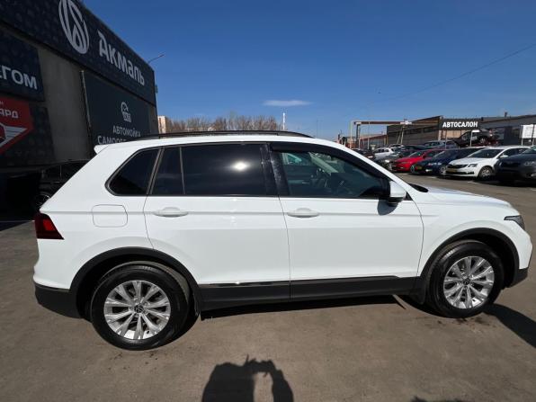 Volkswagen Tiguan II Рестайлинг с пробегом 2022 года, цена 2 850 000 рублей, 71852 км, внедорожник, Автокод Объявления