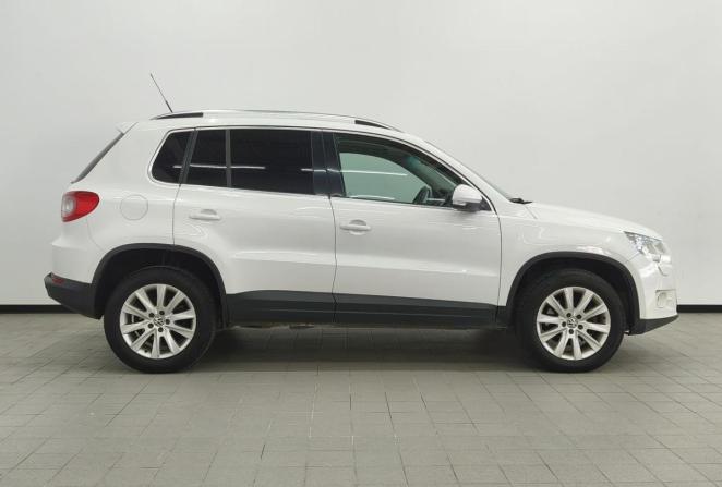 Volkswagen Tiguan I с пробегом 2009 года, цена 1 049 000 рублей, 152999 км, внедорожник, Автокод Объявления