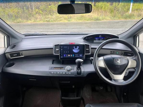 Honda Freed I Рестайлинг с пробегом 2012 года, цена 967 000 рублей, 140000 км, компактвэн, Автокод Объявления