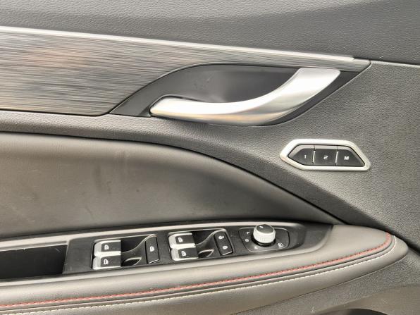 Geely Tugella I Рестайлинг с пробегом 2022 года, цена 2 800 000 рублей, 60308 км, внедорожник, Автокод Объявления