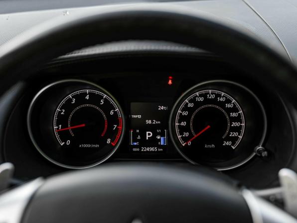 Mitsubishi Outlander II Рестайлинг с пробегом 2011 года, цена 1 010 000 рублей, 224924 км, внедорожник, Автокод Объявления