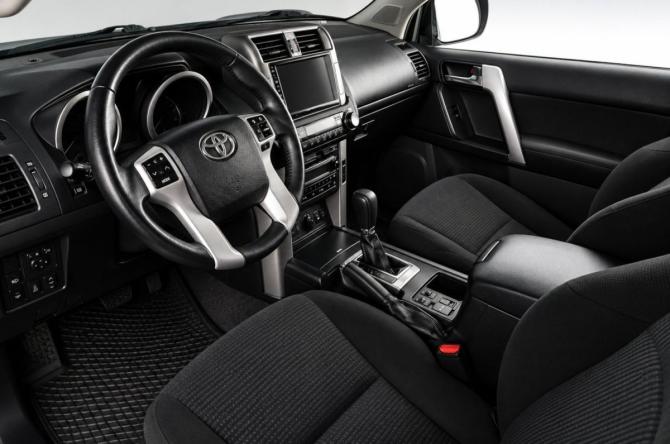 Toyota Land Cruiser Prado 150 Series с пробегом 2011 года, цена 2 629 000 рублей, 281000 км, внедорожник, Автокод Объявления