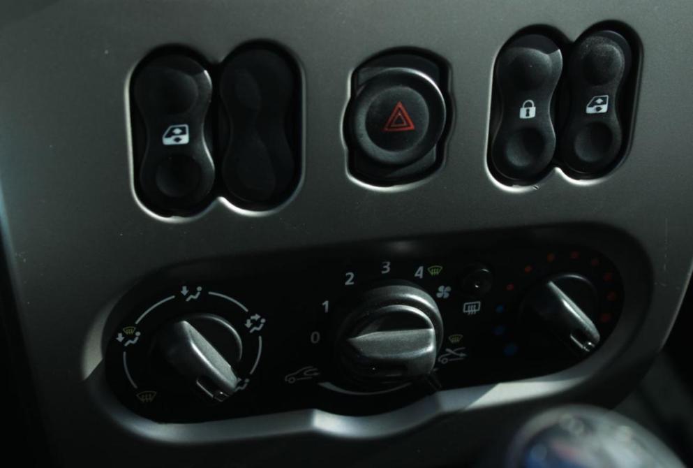 Renault Sandero I Саратов  - изображение 19