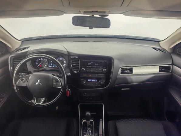 Mitsubishi Outlander III Рестайлинг 2 с пробегом 2017 года, цена 1 679 000 рублей, 139616 км, внедорожник, Автокод Объявления