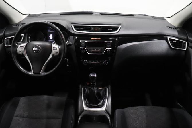 Nissan Qashqai II с пробегом 2018 года, цена 1 461 000 рублей, 53017 км, внедорожник, Автокод Объявления