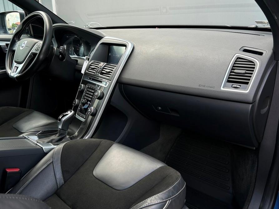 Volvo XC60 I Рестайлинг Санкт-Петербург  - изображение 8