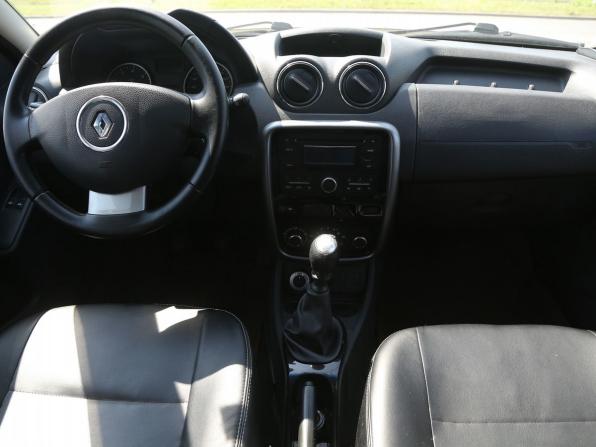 Renault Duster I с пробегом 2013 года, цена 950 000 рублей, 150600 км, внедорожник, Автокод Объявления