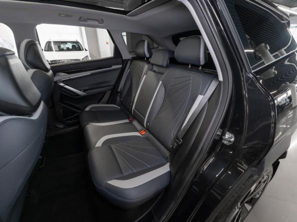 Geely Atlas II с пробегом 2024 года, цена 3 260 000 рублей, 21852 км, внедорожник, Автокод Объявления