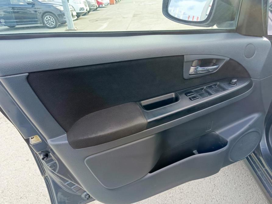 Suzuki SX4 I (Classic) Рестайлинг Тюмень  - изображение 10