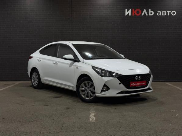 Hyundai Solaris II Рестайлинг с пробегом 2020 года, цена 1 550 000 рублей, 131484 км, седан, Автокод Объявления