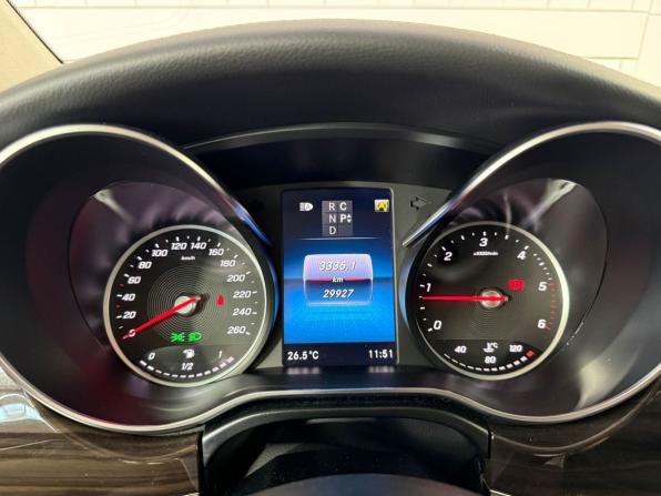 Mercedes-Benz V-Класс III (W447) Рестайлинг с пробегом 2021 года, цена 8 310 000 рублей, 29926 км, минивэн, Автокод Объявления