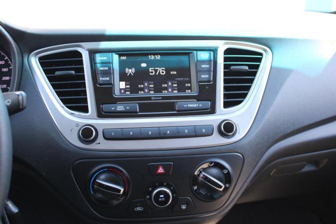 Hyundai Solaris II Рестайлинг с пробегом 2020 года, цена 1 399 000 рублей, 98000 км, седан, Автокод Объявления