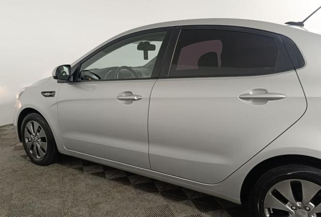 Kia Rio III Рестайлинг с пробегом 2017 года, цена 1 386 000 рублей, 37942 км, седан, Автокод Объявления