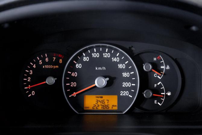 Kia Carens II (UN) с пробегом 2009 года, цена 580 000 рублей, 227860 км, минивэн, Автокод Объявления